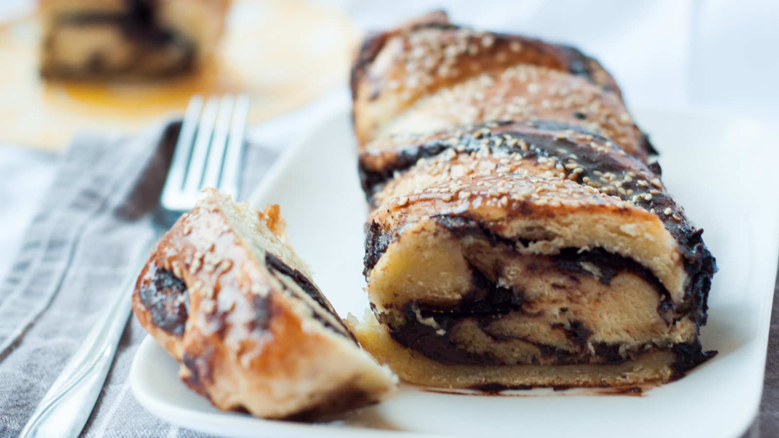 איך מכינים עוגת שמרים